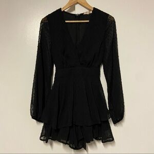 Entro Swiss dot black long sleeve Romper Size Small